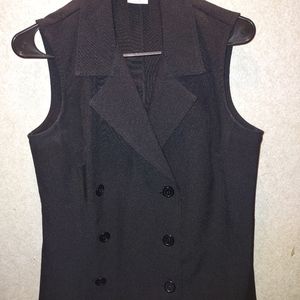 Size 9 black vest 100% polyester